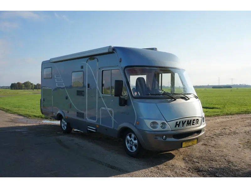 Foto van HYMER B 674 SL