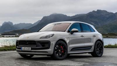 Foto van PORSCHE MACAN T
