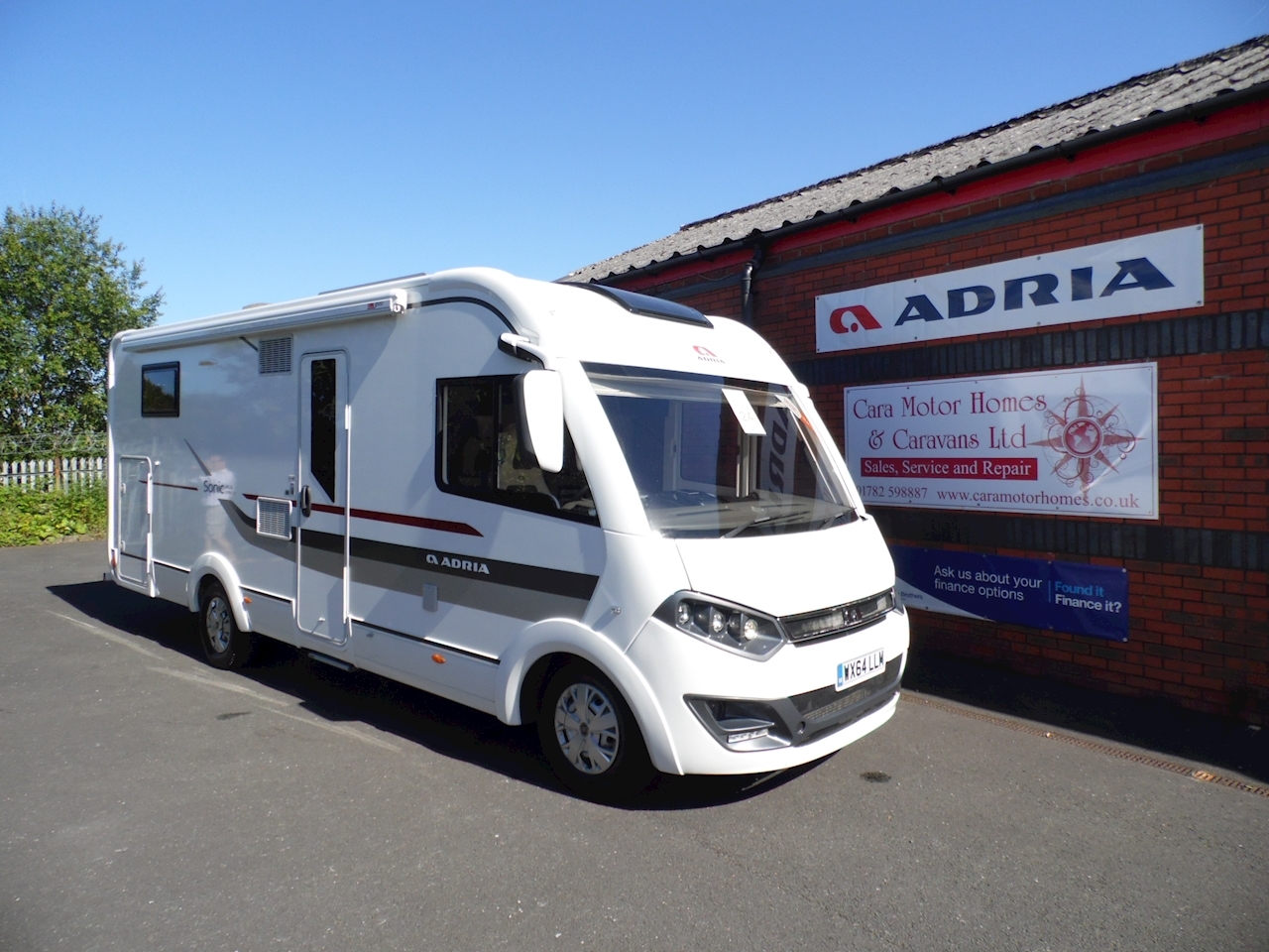 Foto van ADRIA SONIC I 700 SBC