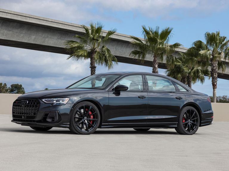 Foto van AUDI S8