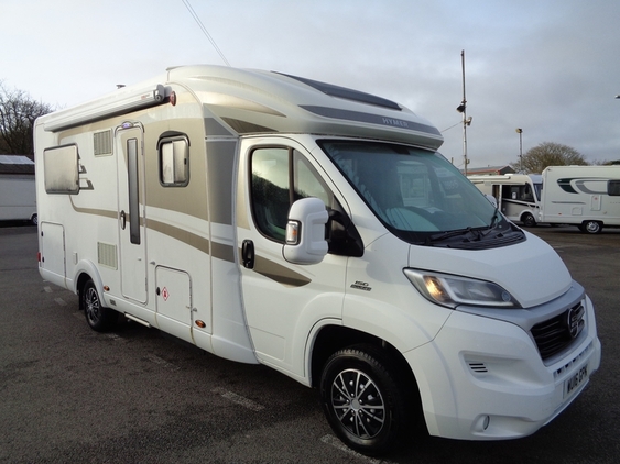 Foto van HYMER T 554 CL