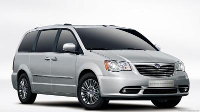 Foto van LANCIA VOYAGER