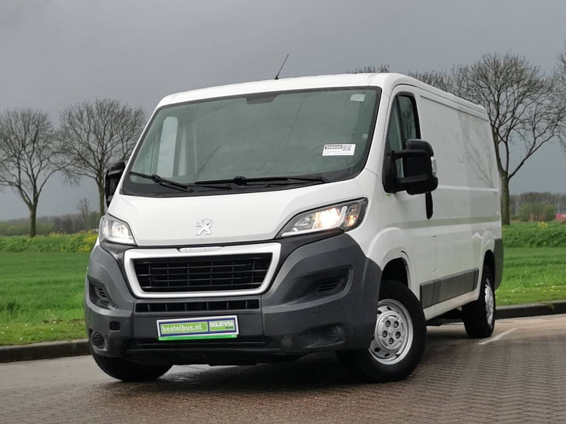 Peugeot Boxer 330 L2h2 2.2hdi 12 0  2010 - voorkant