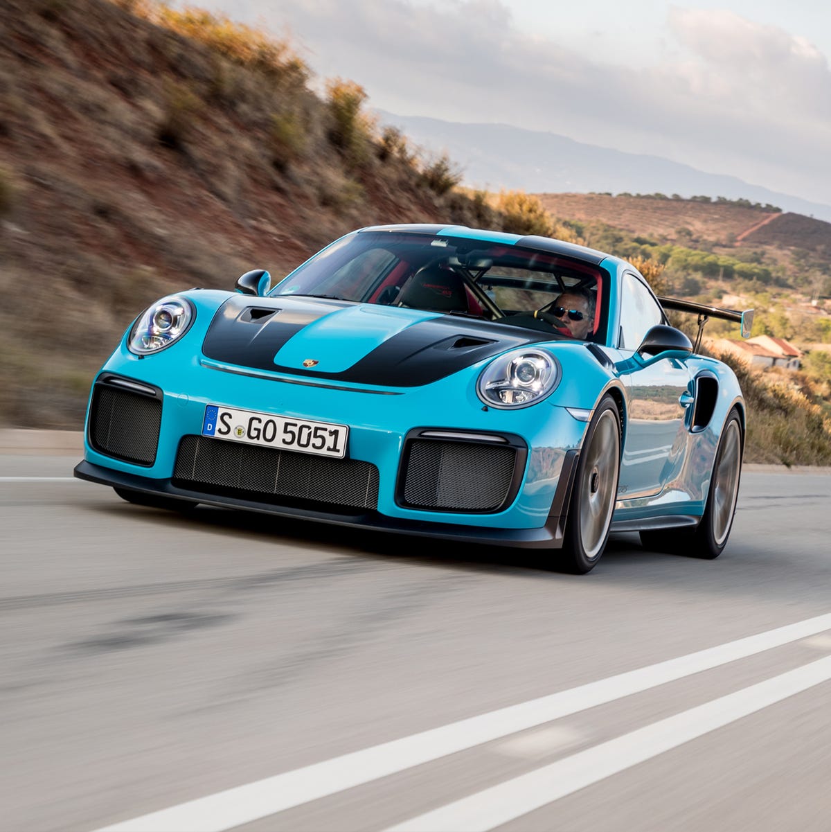 Foto van PORSCHE 911 GT2 RS