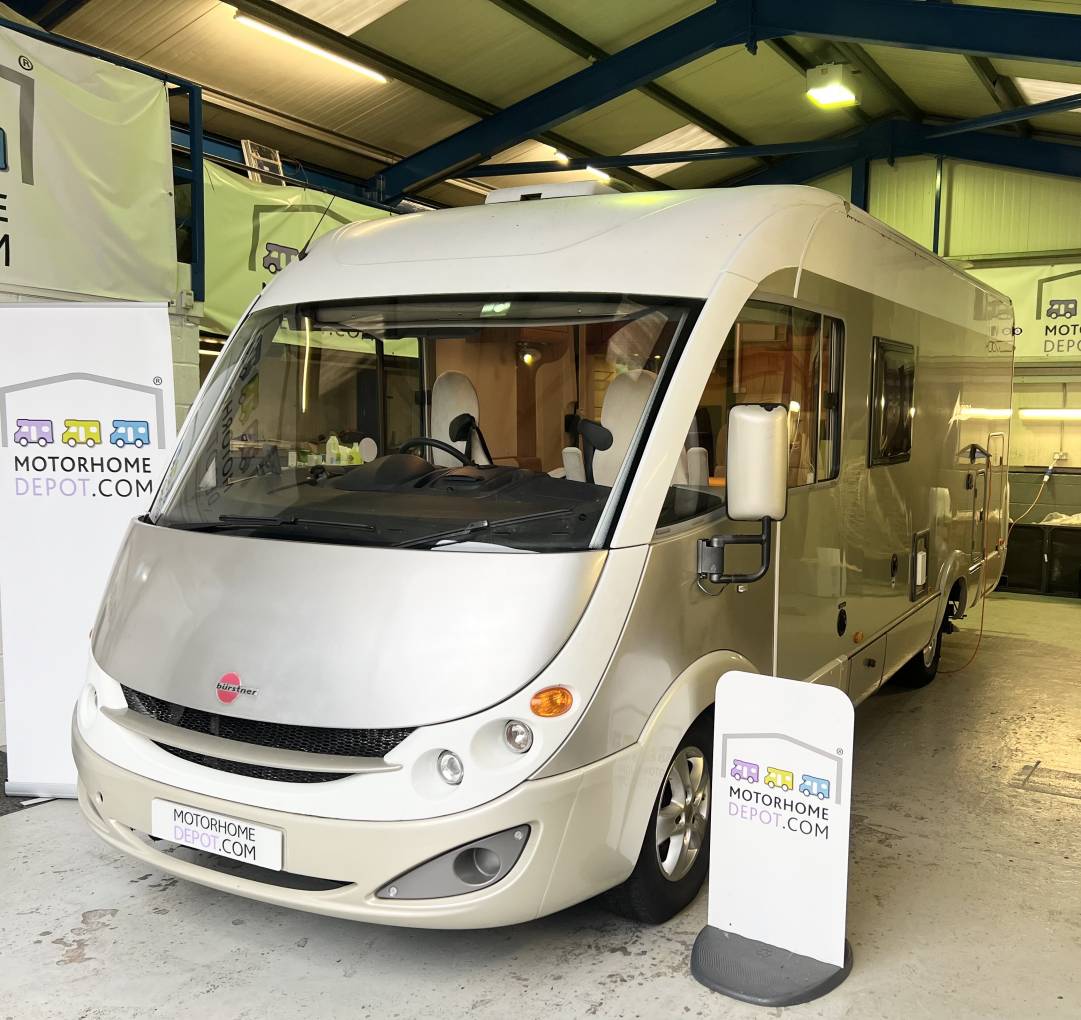 Foto van BUERSTNER I675