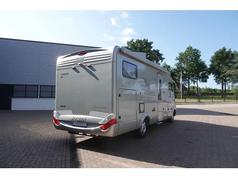 Foto van HYMER ECE 613