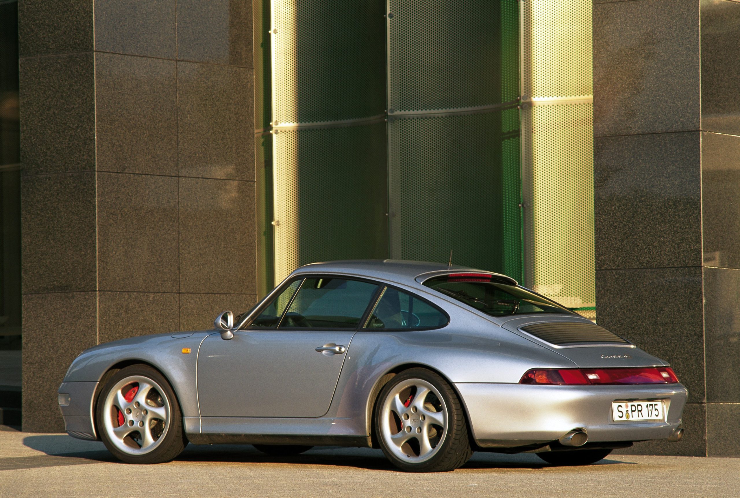 Foto van PORSCHE 911 CARRERA 4S