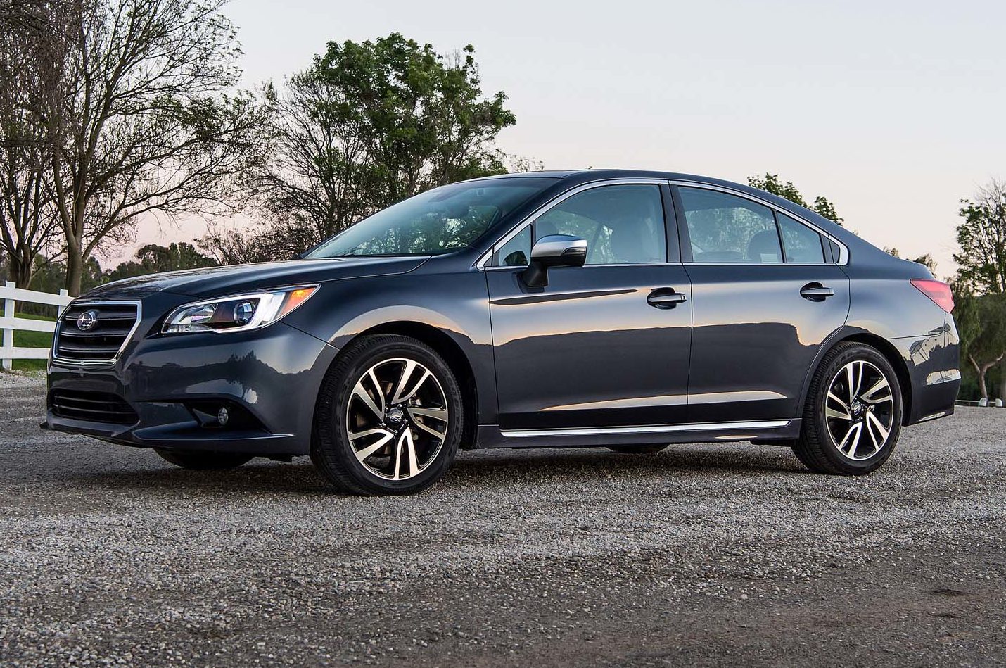 Foto van SUBARU LEGACY