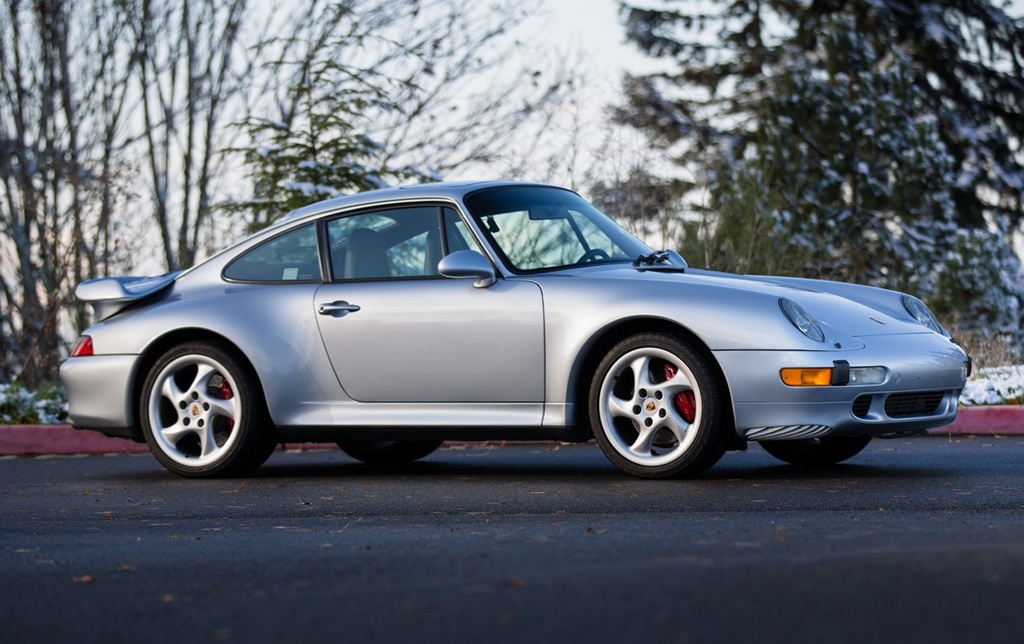 Foto van PORSCHE 911 TURBO