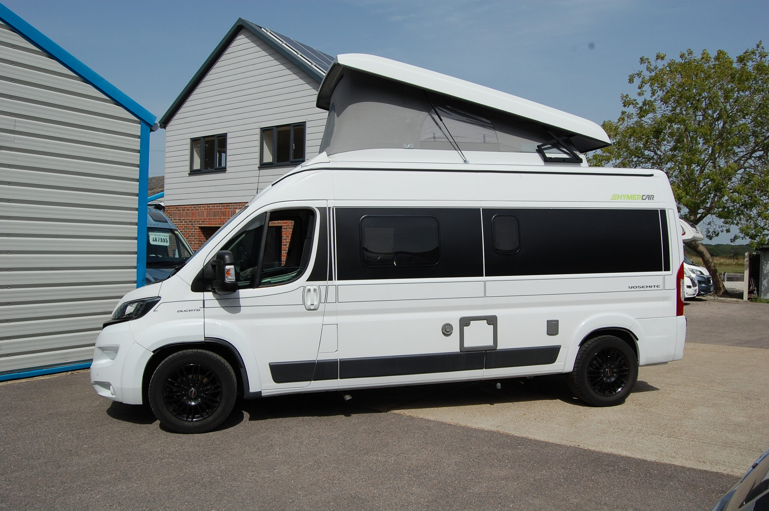 Foto van HYMER YOSEMITE