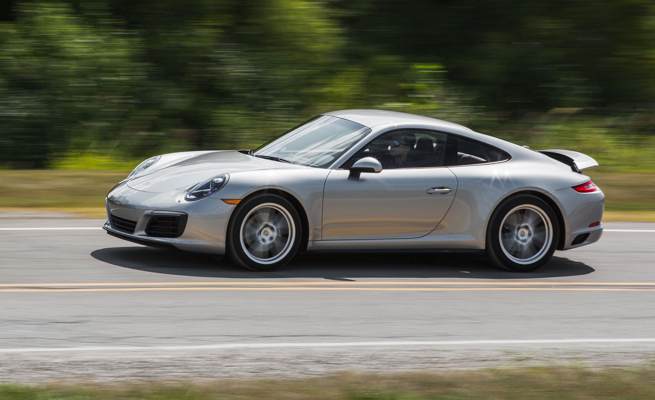 Foto van PORSCHE 911 TURBO