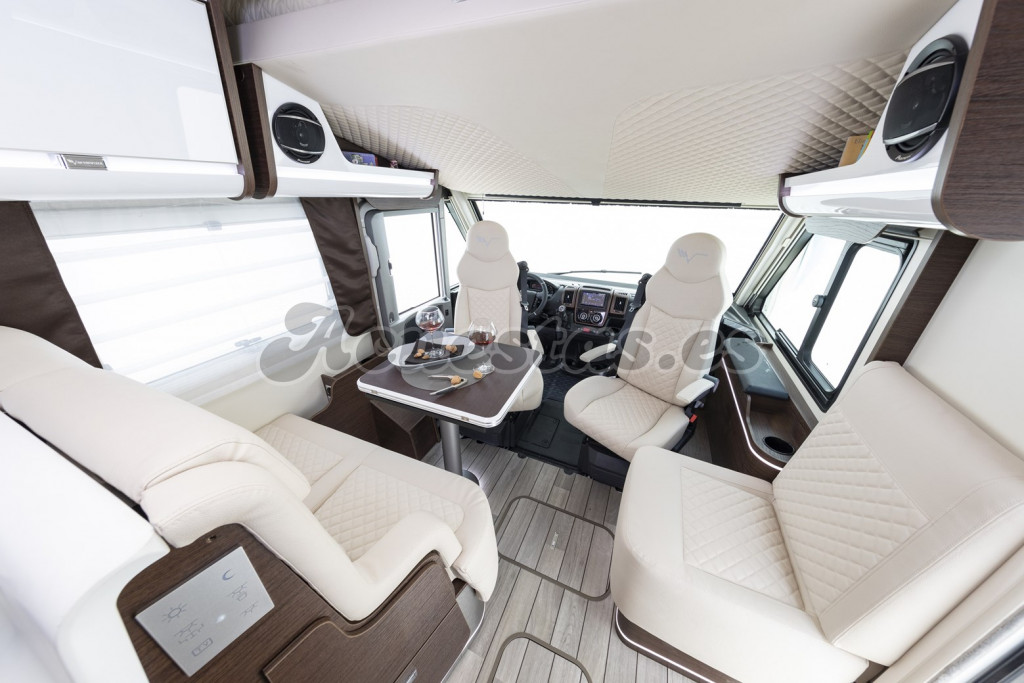 Foto van MOBILVETTA K-YACHT TEKNO LINE 89