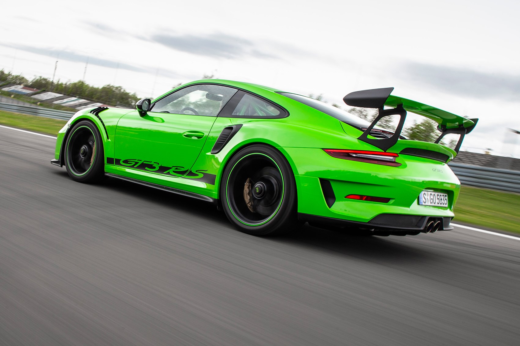 Foto van PORSCHE 911 GT3 RS