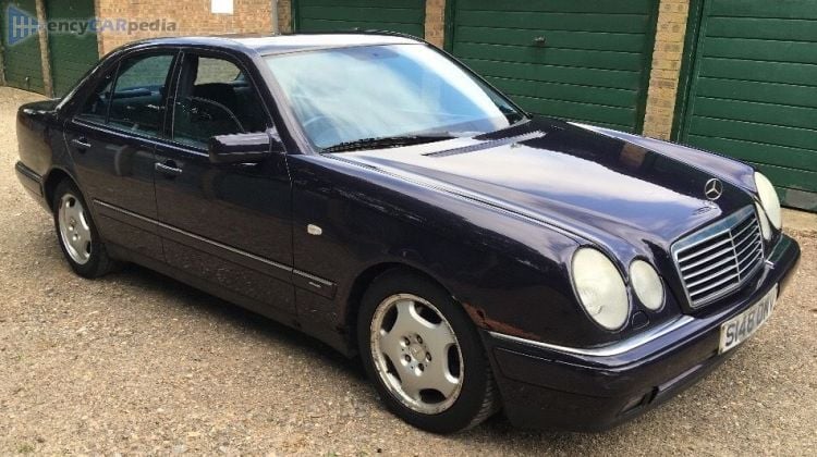 Foto van MERCEDES-BENZ E 320