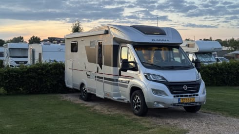 Foto van ADRIA MATRIX M 670SBC