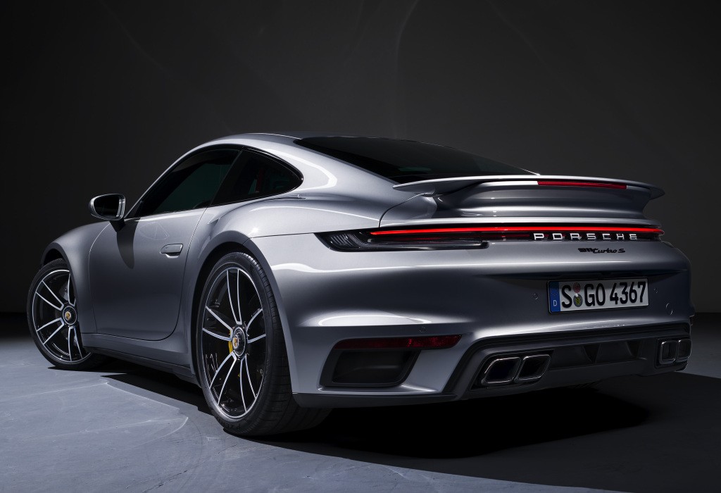 Foto van PORSCHE 911 TURBO