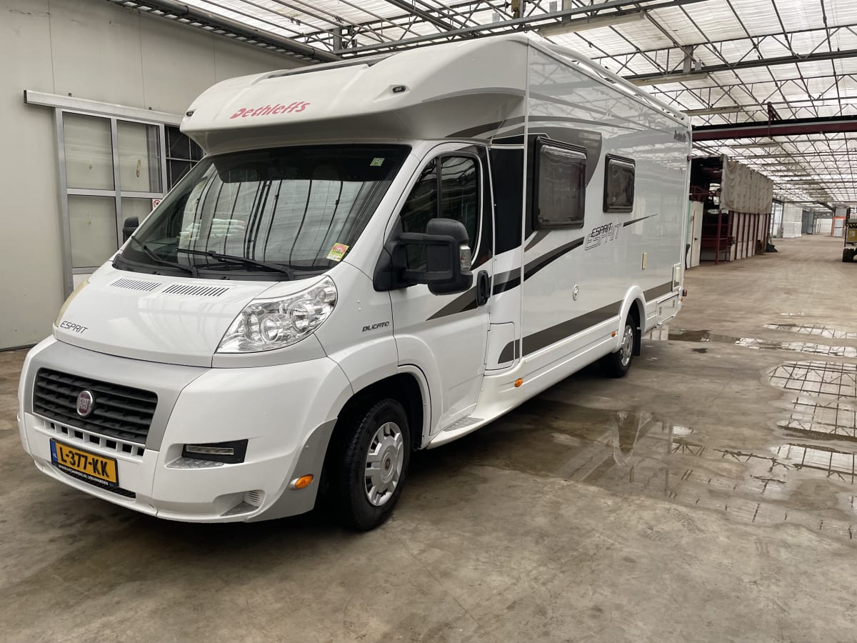 Foto van DETHLEFFS T 7090