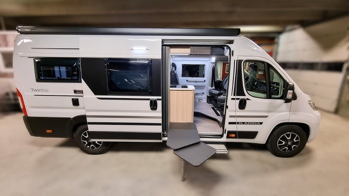 Foto van ADRIA TWIN 640 SLX
