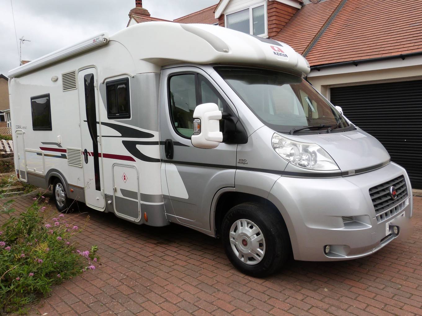 Foto van ADRIA CORAL S 670 SLT
