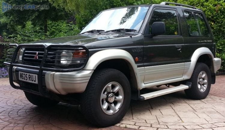 Foto van MITSUBISHI PAJERO
