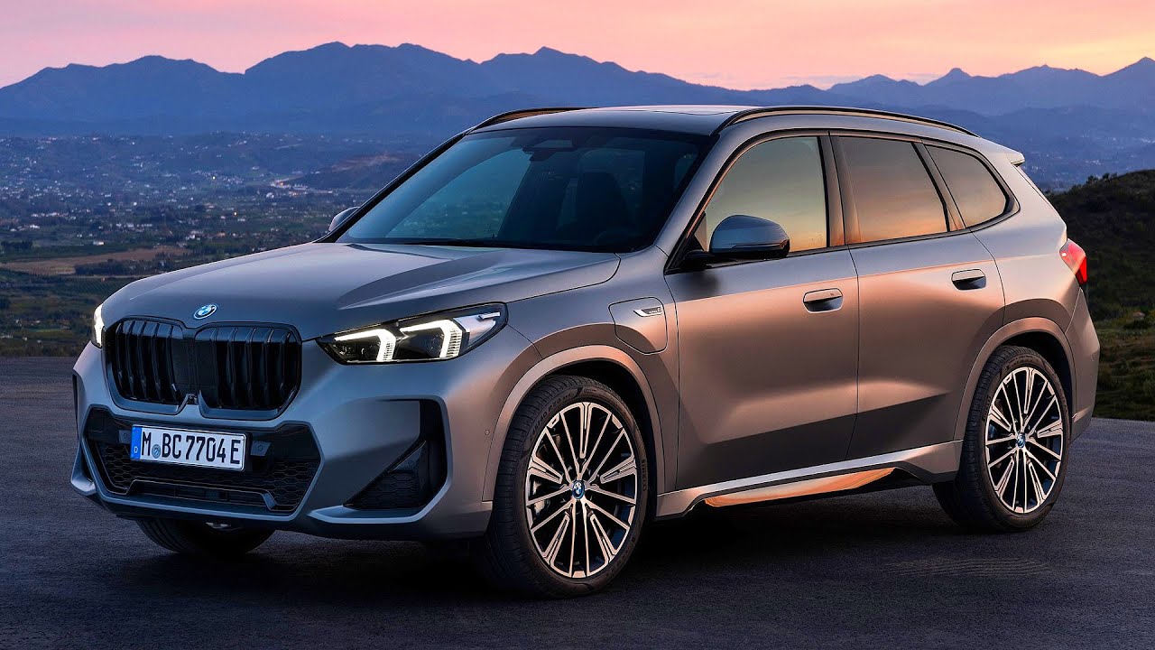 Foto van BMW X1 XDRIVE30E
