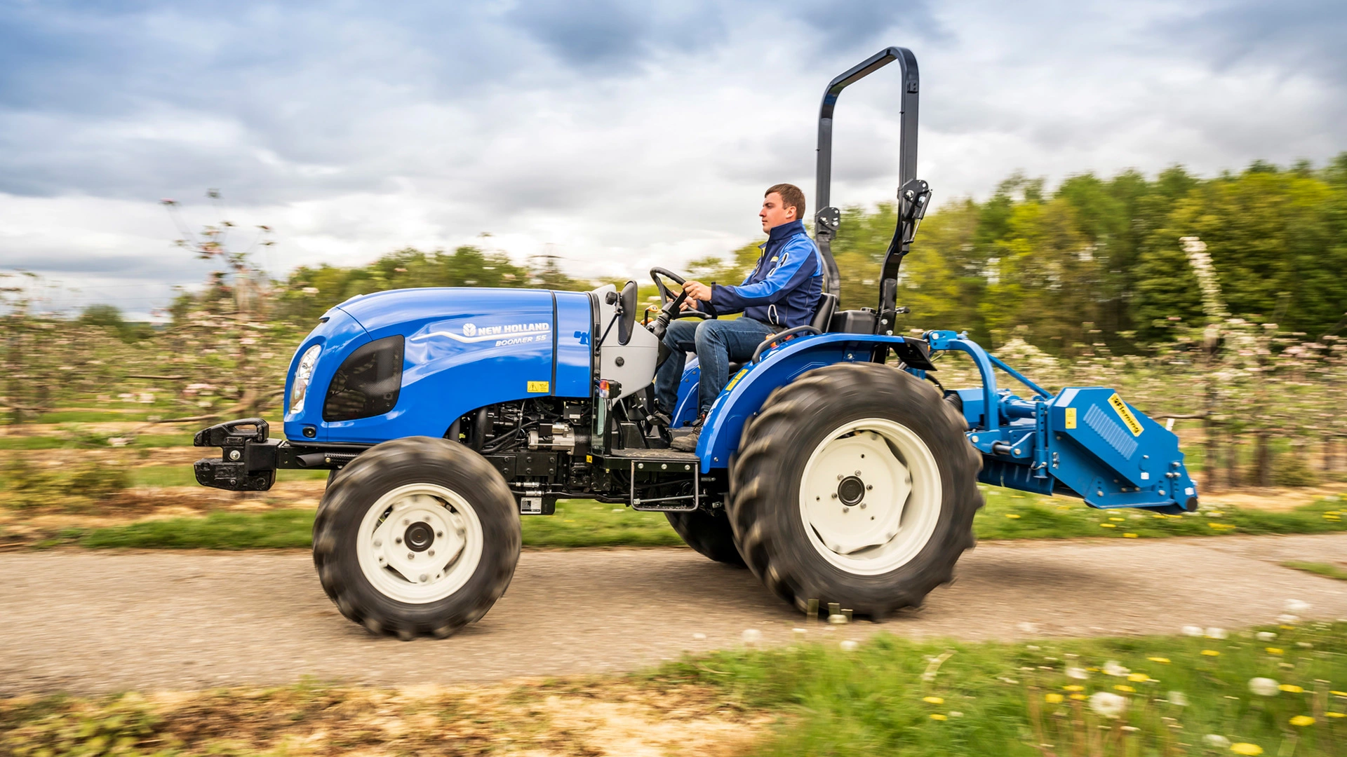 Foto van NEW HOLLAND BOOMER 25