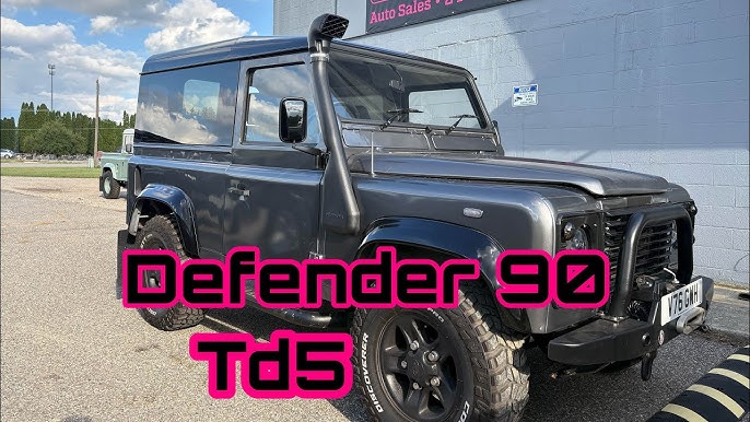 Land Rover Defender Td5  2000 - voorkant