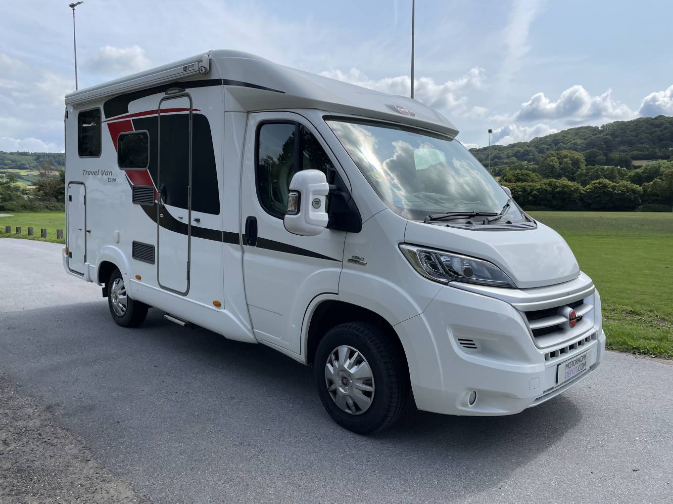 Foto van BUERSTNER T590