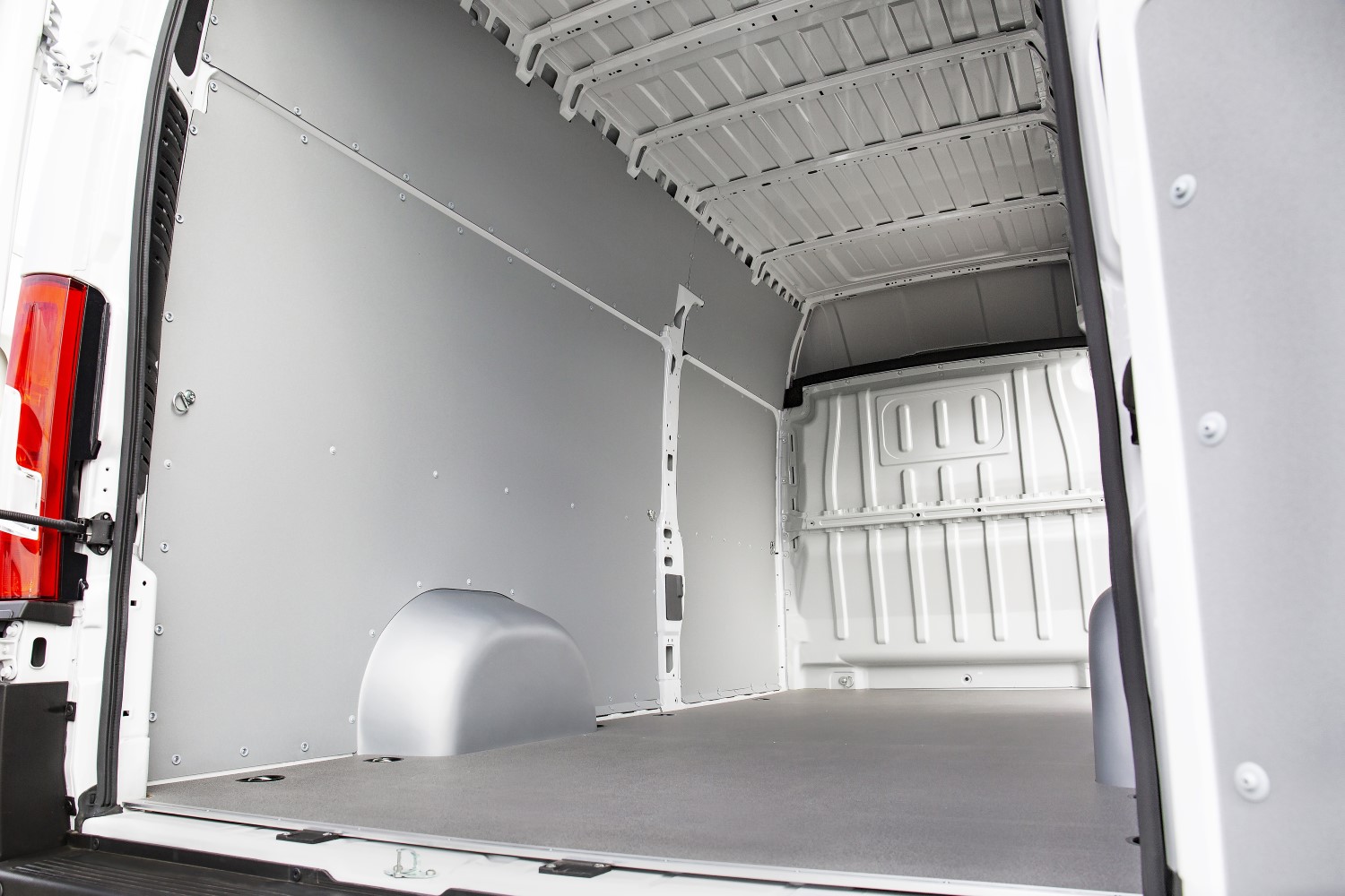 Foto van VOLKSWAGEN CADDY MODIFIED PARTITION WALL