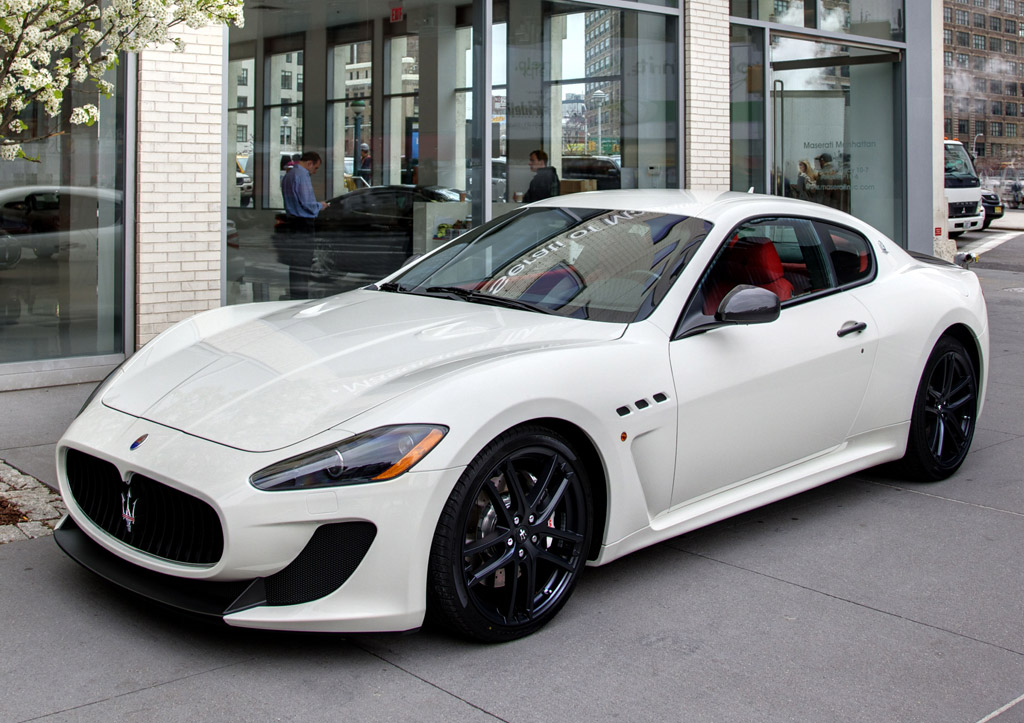 Foto van MASERATI GRANTURISMO SPORT