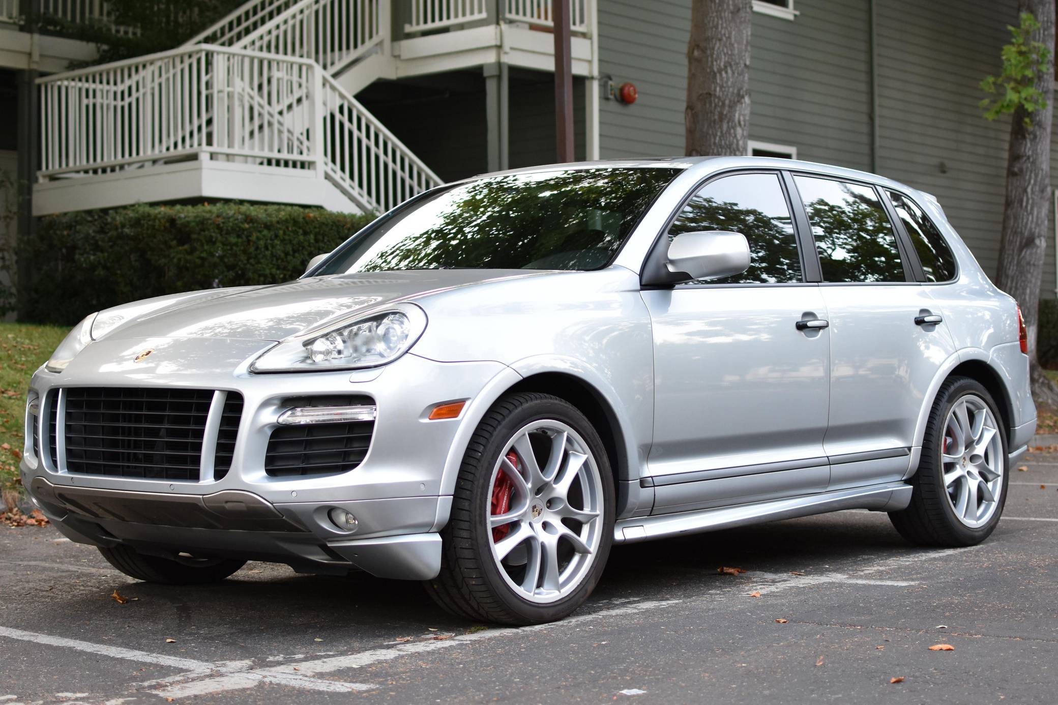 Foto van PORSCHE CAYENNE GTS