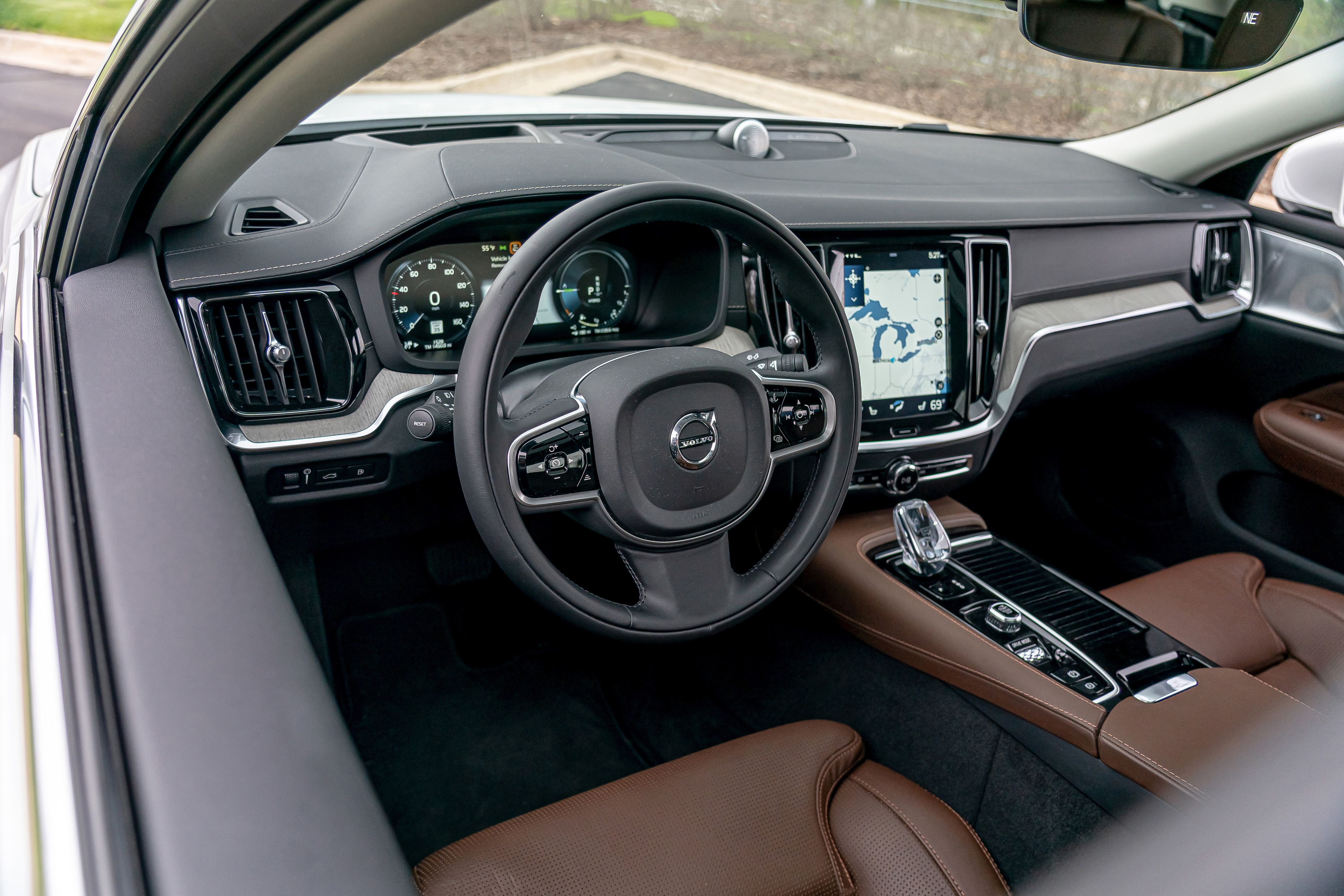 Volvo S60  2022 - voorkant