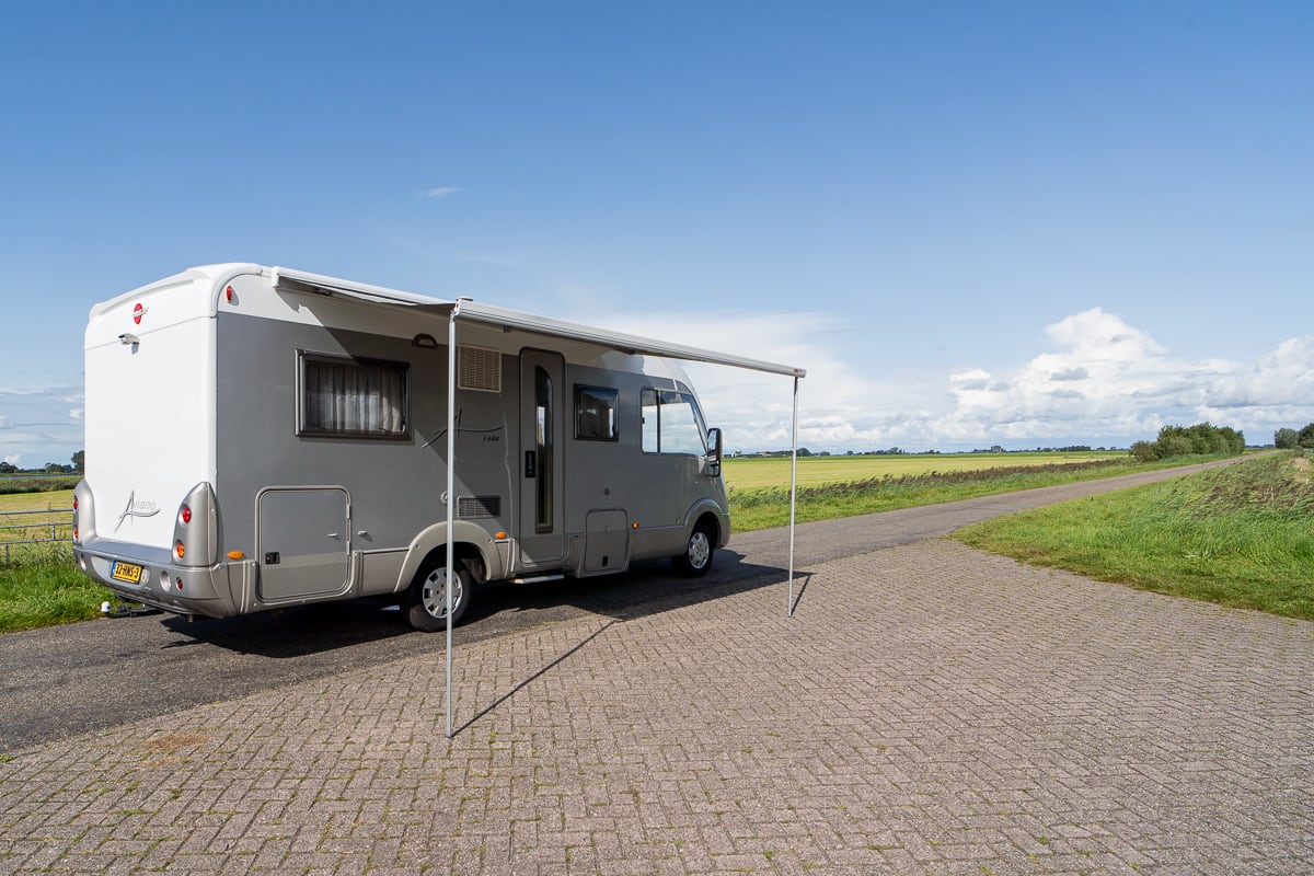 Foto van BUERSTNER I675