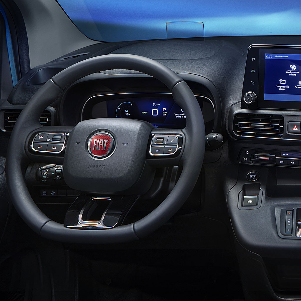Fiat E-doblo  2023 - voorkant