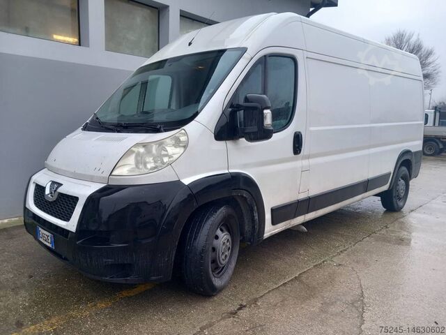 Peugeot Boxer 330 L2h2 2.2hdi 12 0  2007 - voorkant