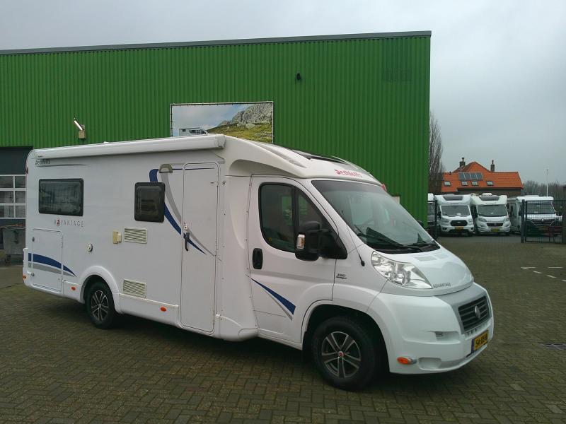 Foto van DETHLEFFS T 6951