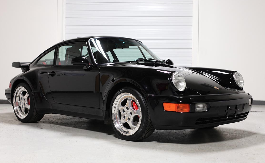 Foto van PORSCHE 911 TURBO