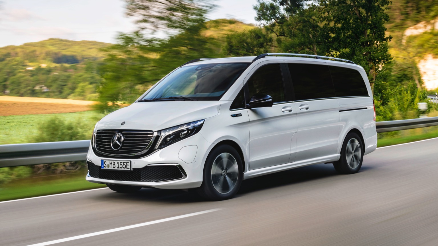 Mercedes-Benz Eqv  2021 - voorkant