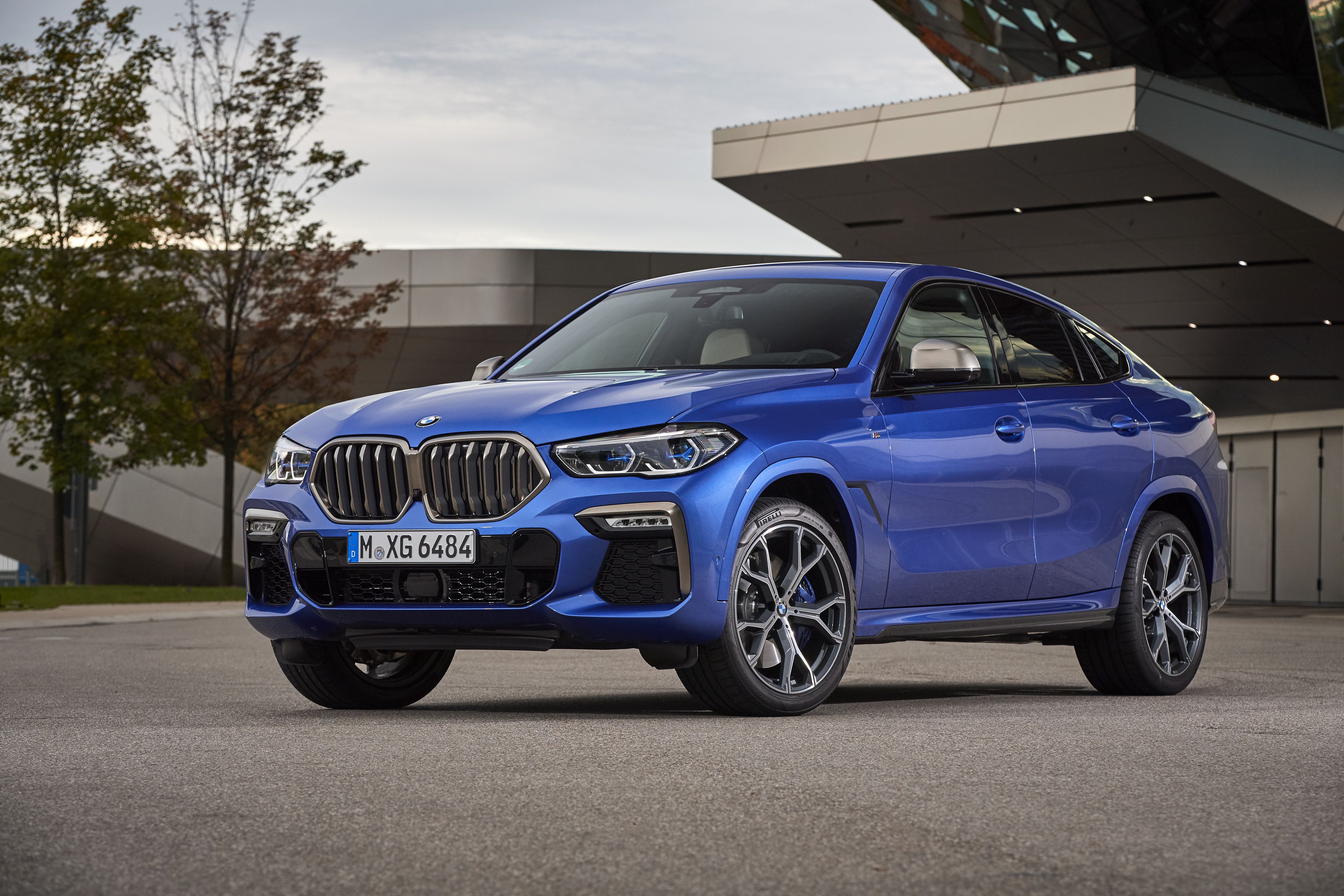 Foto van BMW X6 M50I
