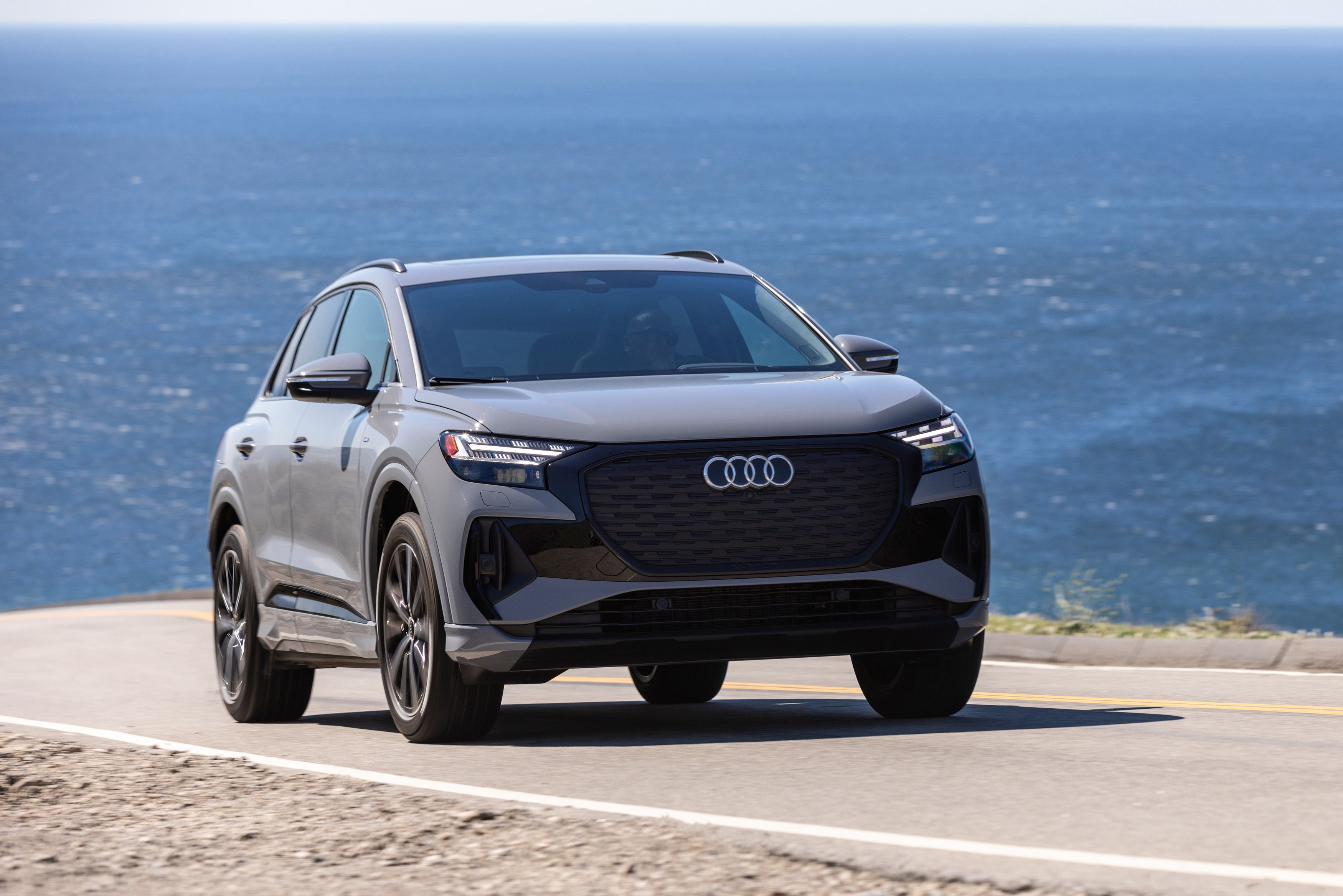 Foto van AUDI Q4 50 e-tron