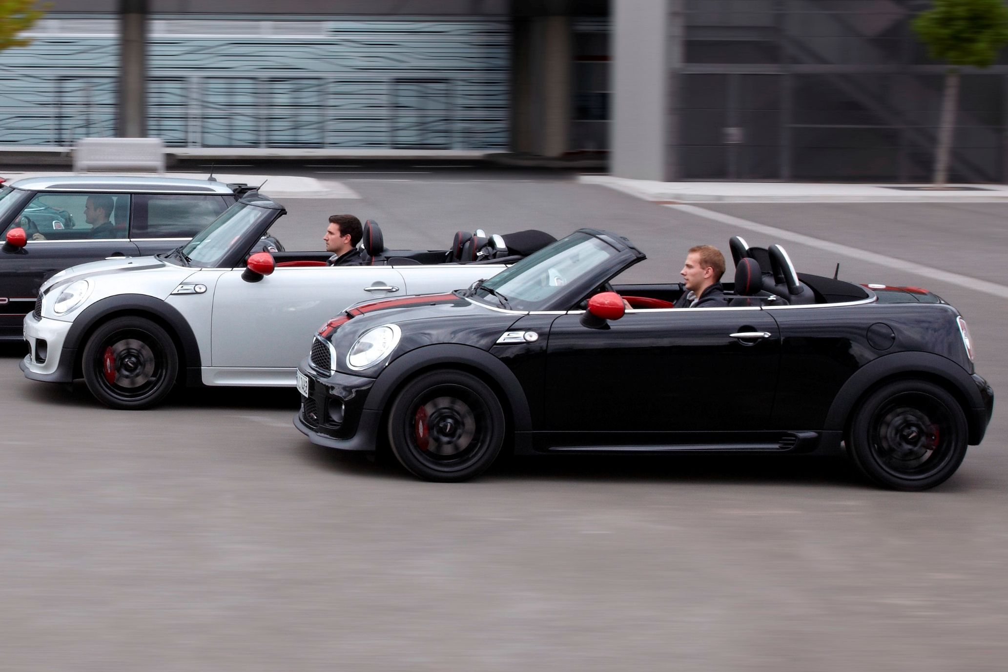 Foto van MINI JOHNCOOPERWORKS CABRIO