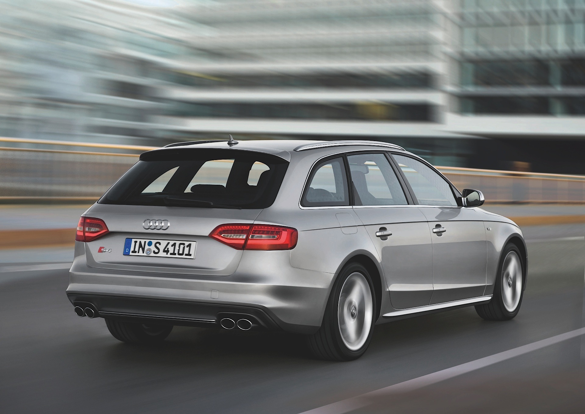 Foto van AUDI S4 AVANT