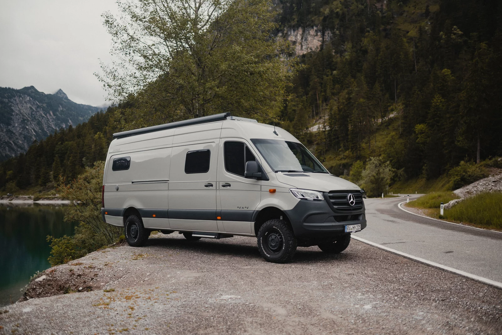 Foto van HYMER GRAND CANYON S 4X4