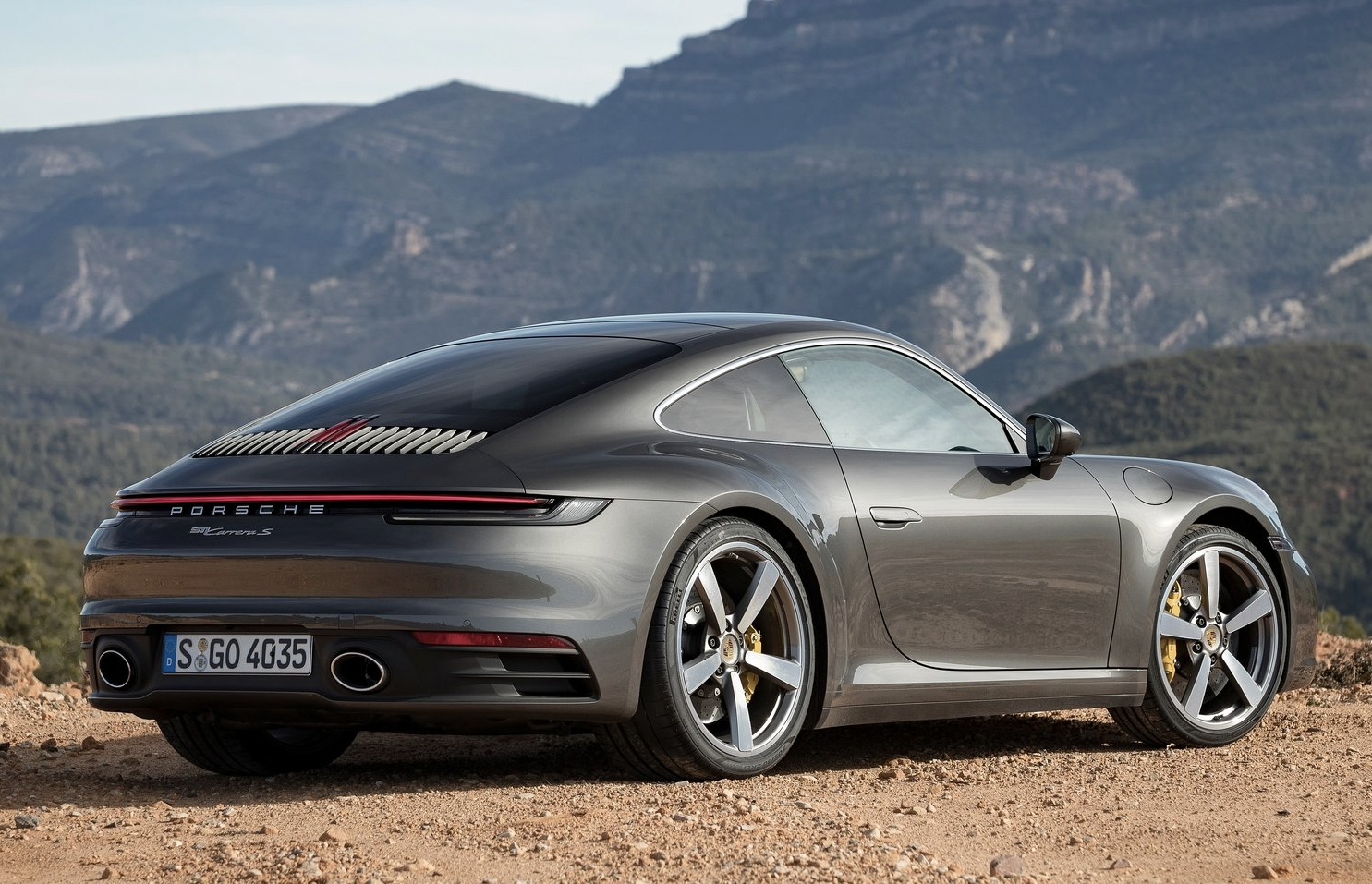 Foto van PORSCHE 911 CARRERA S