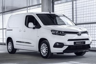 Toyota Proace City Verso  2021 - voorkant
