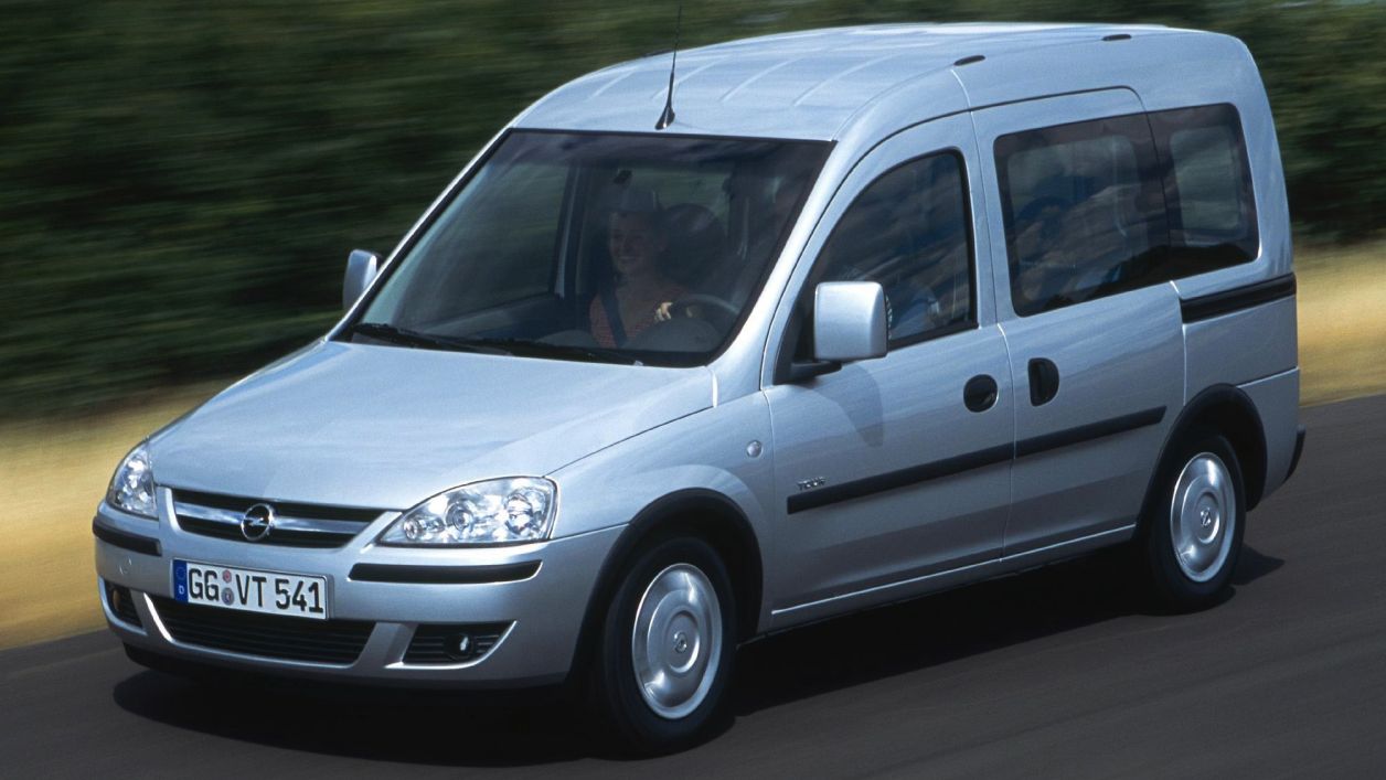 Foto van OPEL COMBO-C-CNG