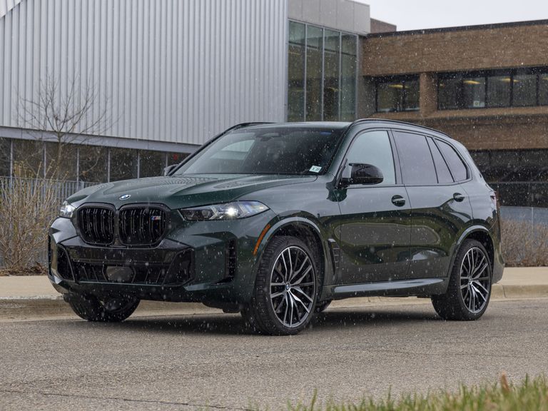Foto van BMW X5 M60I XDRIVE