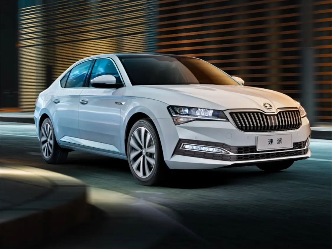 Skoda Superb  2025 - voorkant