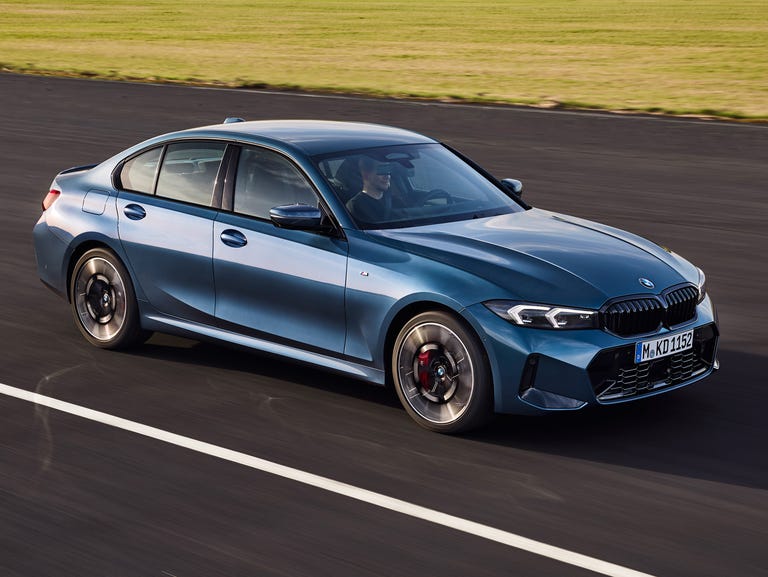 Foto van BMW 330E XDRIVE