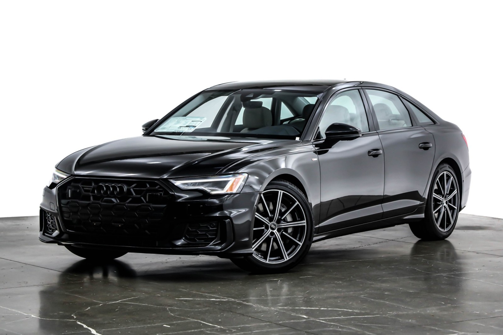 Foto van AUDI A6 55 TFSI E